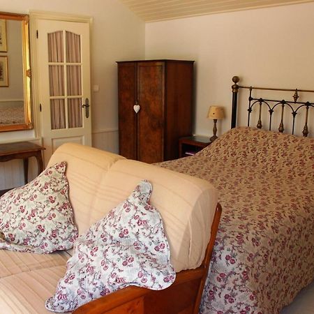 Le Logis Du Pressoir Chambre D'Hotes Bed & Breakfast In Beautiful 18Th Century Estate In The Heart Of The Loire Valley With Heated Pool And Extensive Grounds Bed & Breakfast Les Bois-d'Anjou Екстериор снимка
