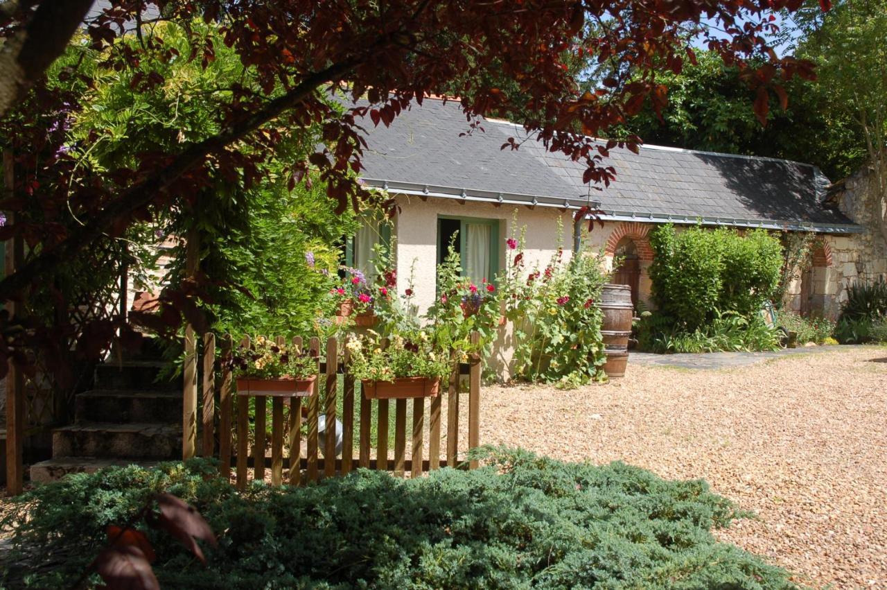 Le Logis Du Pressoir Chambre D'Hotes Bed & Breakfast In Beautiful 18Th Century Estate In The Heart Of The Loire Valley With Heated Pool And Extensive Grounds Bed & Breakfast Les Bois-d'Anjou Екстериор снимка